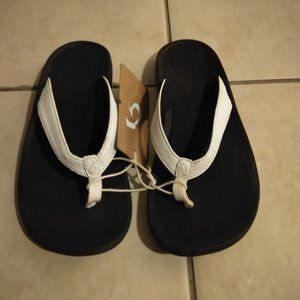 Women's Olukai Kūlapa Kai sandal size 6